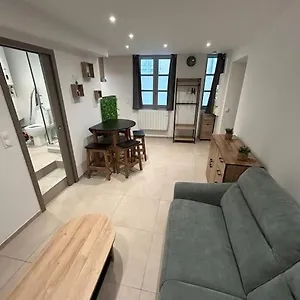 https://studio-chez-mumu.hotels-rhonealpes.com