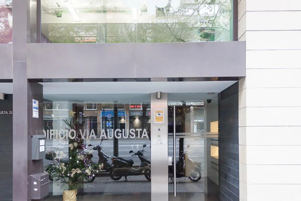Apartamento Via Augusta 153 Barcelona 0*,